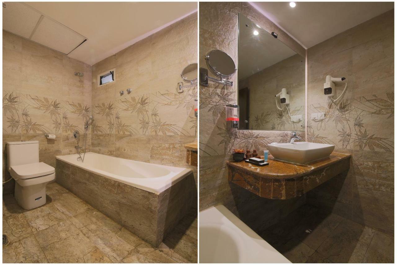 Teeka Resort Suites & Spa โพคารา ภายนอก รูปภาพ